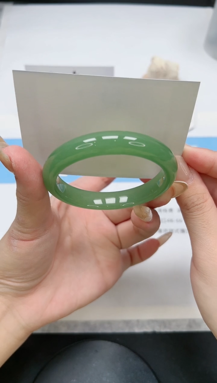 【闪购商品】石英质玉手镯未镶嵌201/东陵56