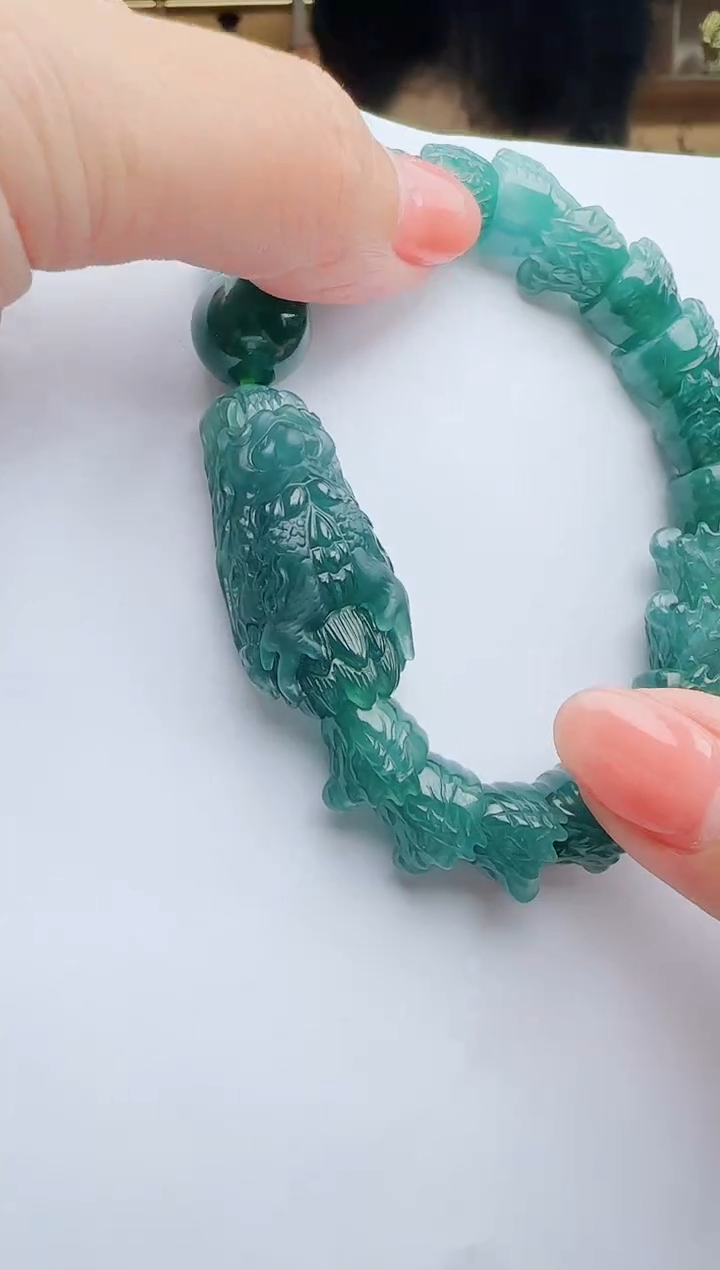 颈饰未镶嵌翡翠哈**主cmt