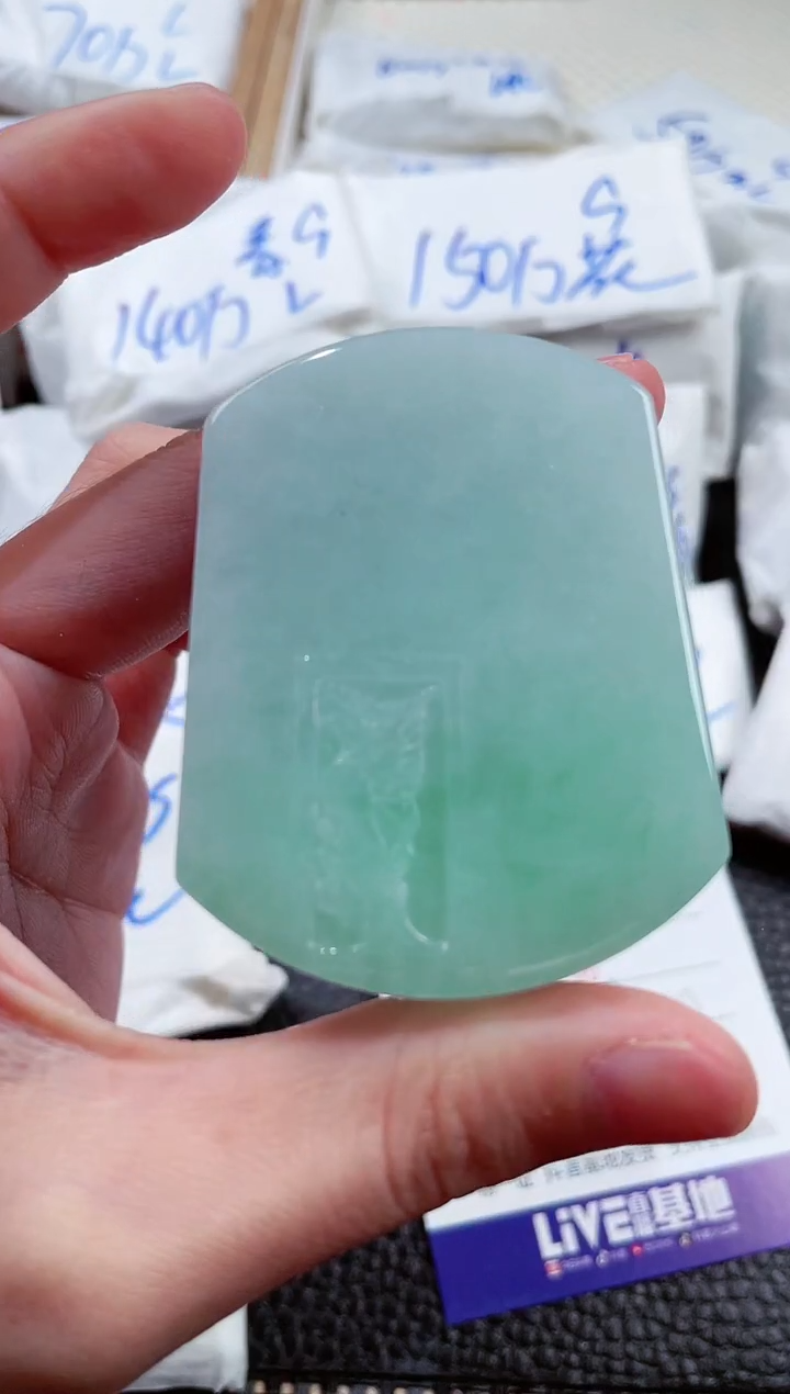 【闪购商品】翡翠颈饰未镶嵌00006869