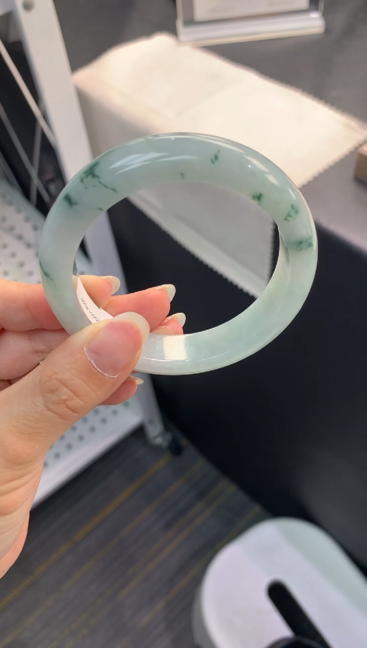【闪购商品】翡翠手镯未镶嵌..........
