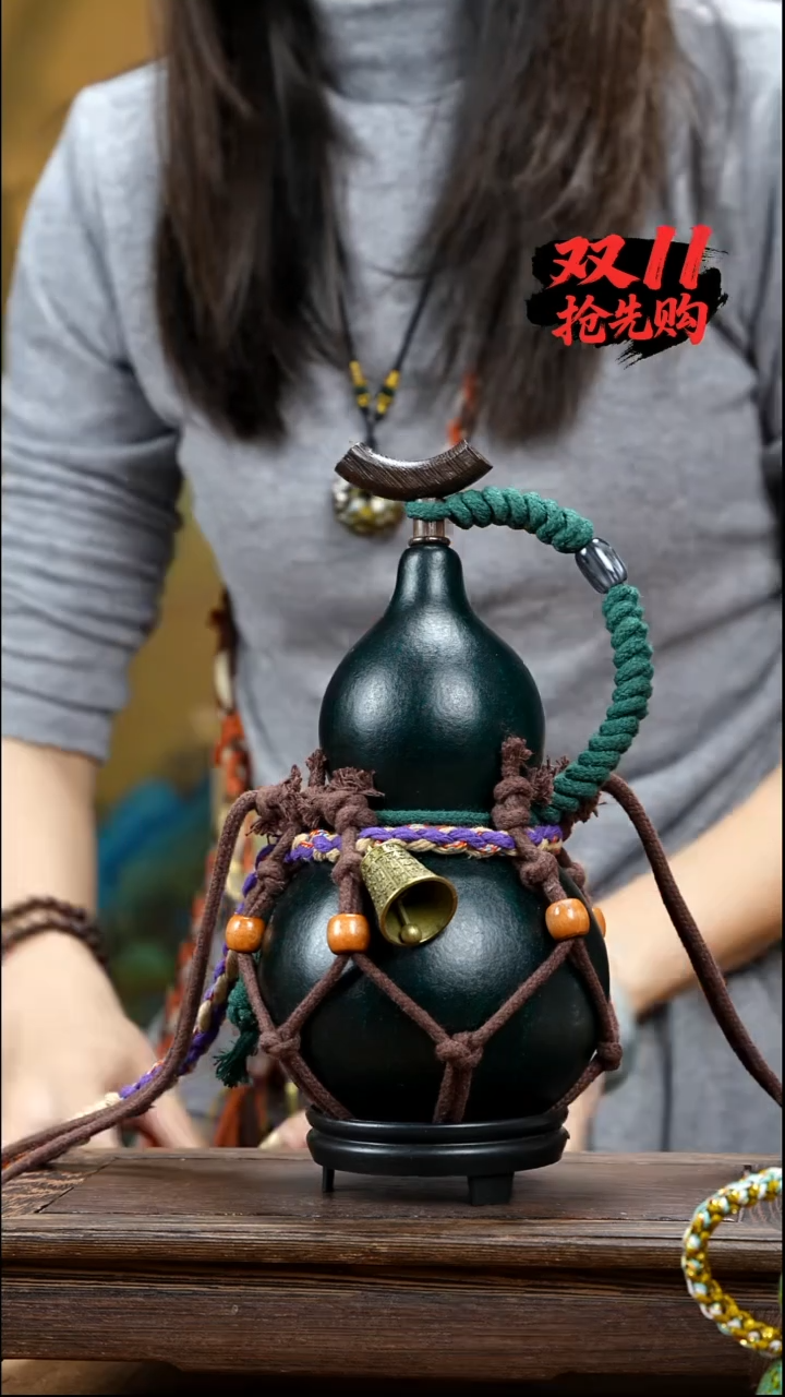 YC041复古网兜款酒葫芦不包手串