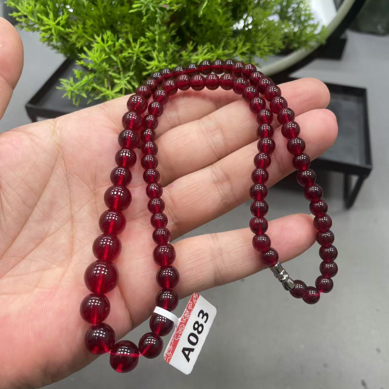 A083 石榴石塔链项链