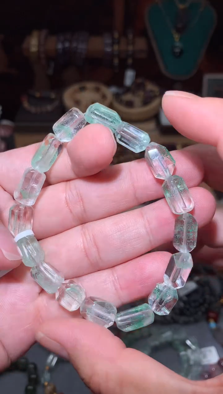 水晶珠宝半成品未镶嵌翠幽灵手串