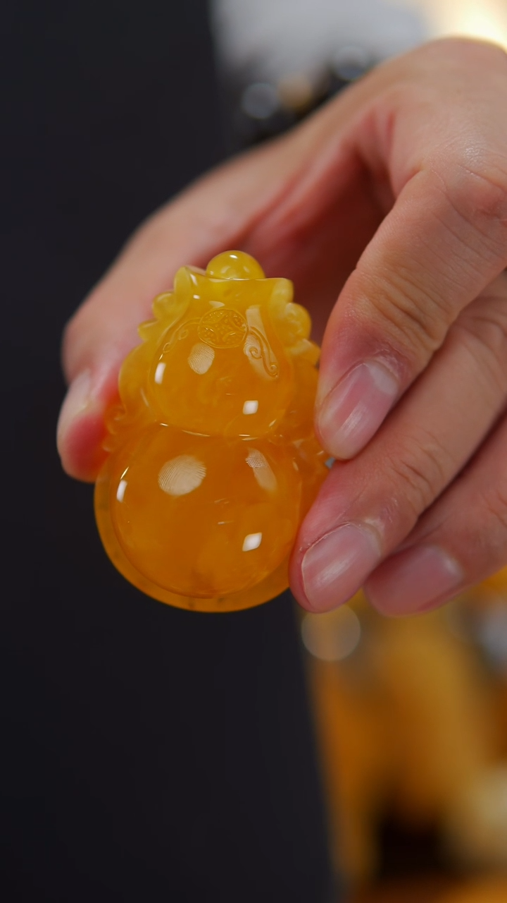 【闪购商品】蜜蜡裸石未镶嵌焦皮仿古葫芦28.62