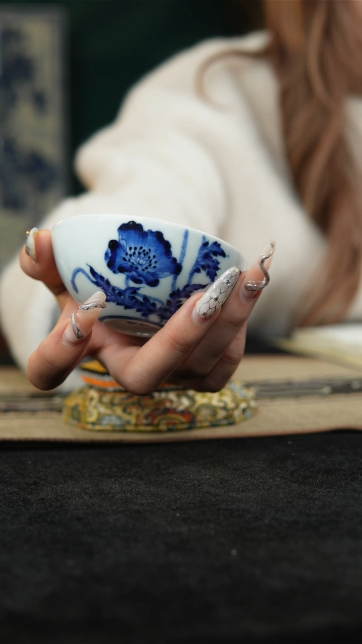 【闪购商品】青花明事主人杯虞美人杯