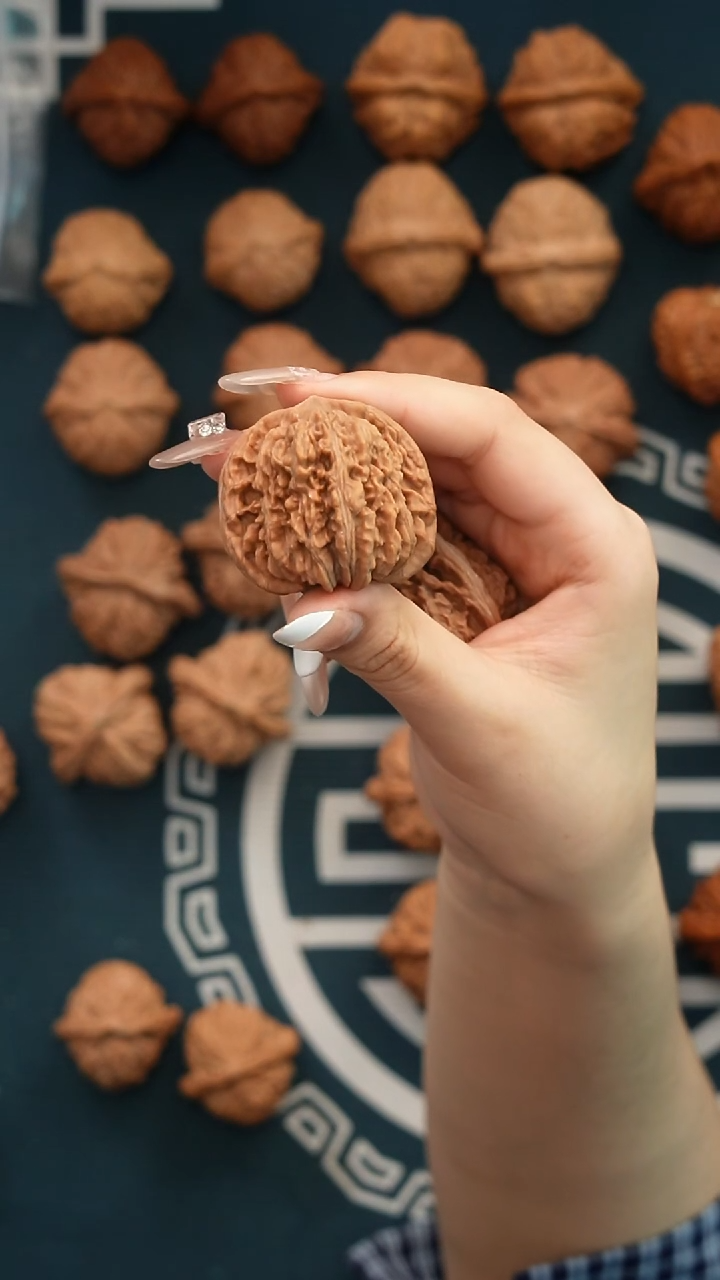 吊坠文玩核桃招*腾四座楼45全