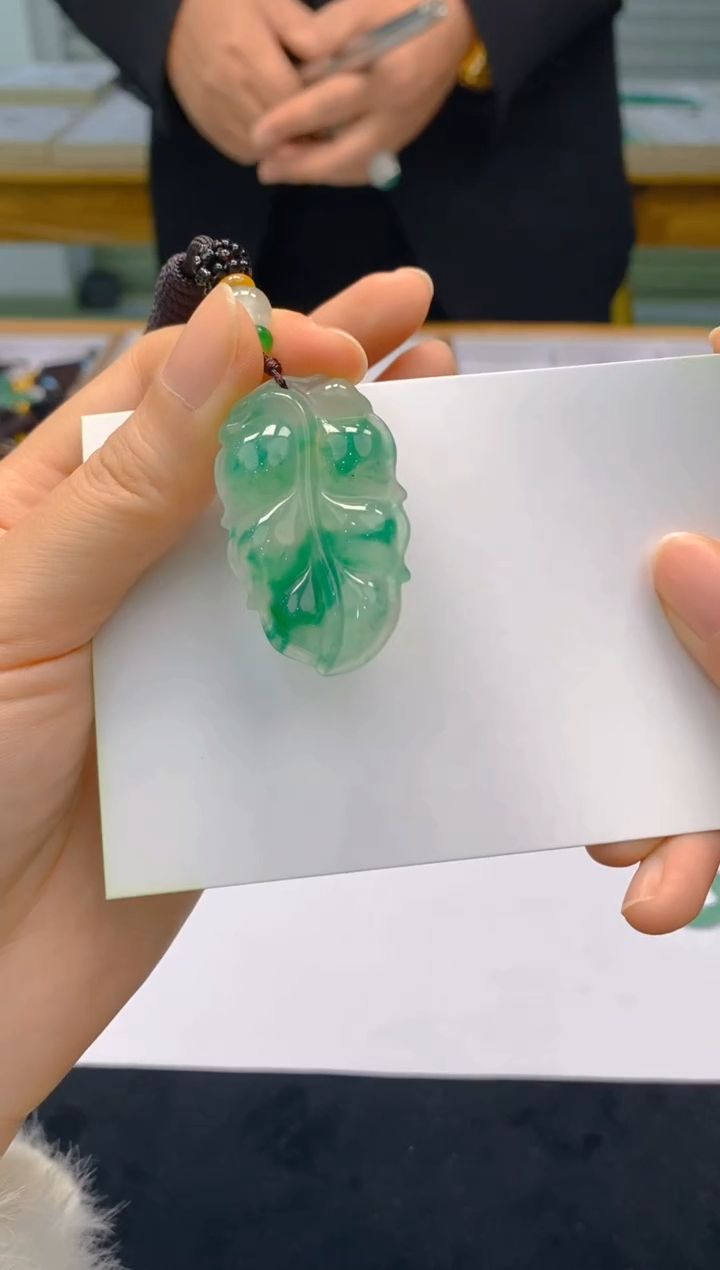 【闪购商品】石英质玉颈饰未镶嵌128