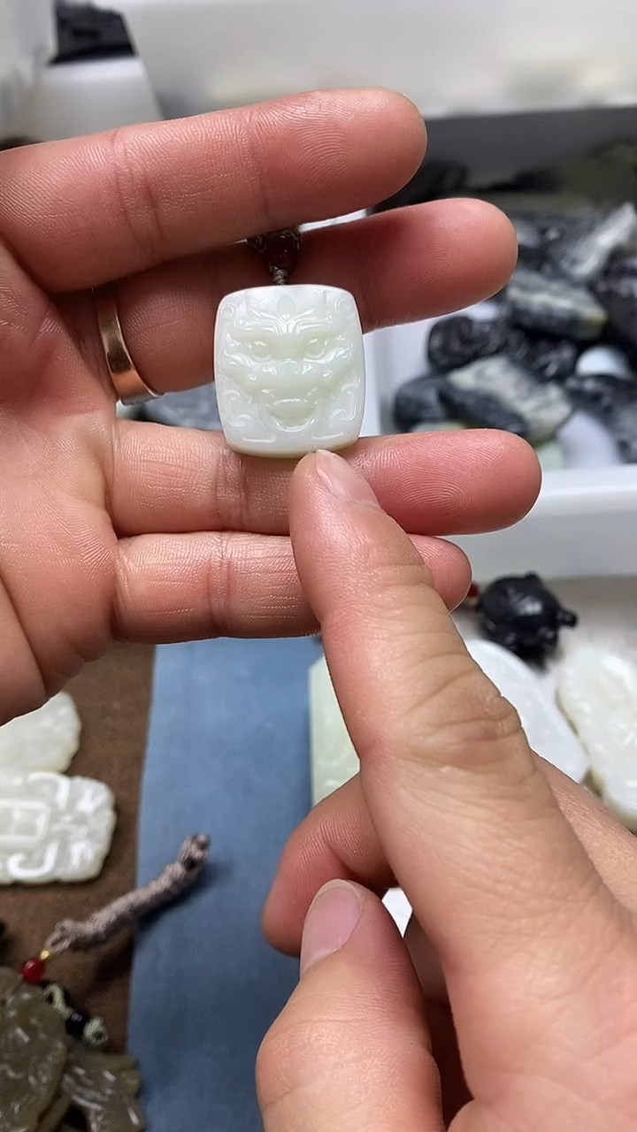 吊坠(不含链)未镶嵌和田玉1