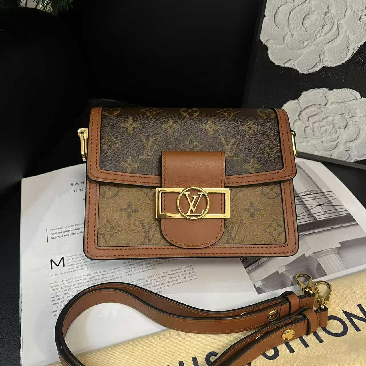 95新 LouisVuitton/路易威登 焦糖色小号达芙妮20年B1107