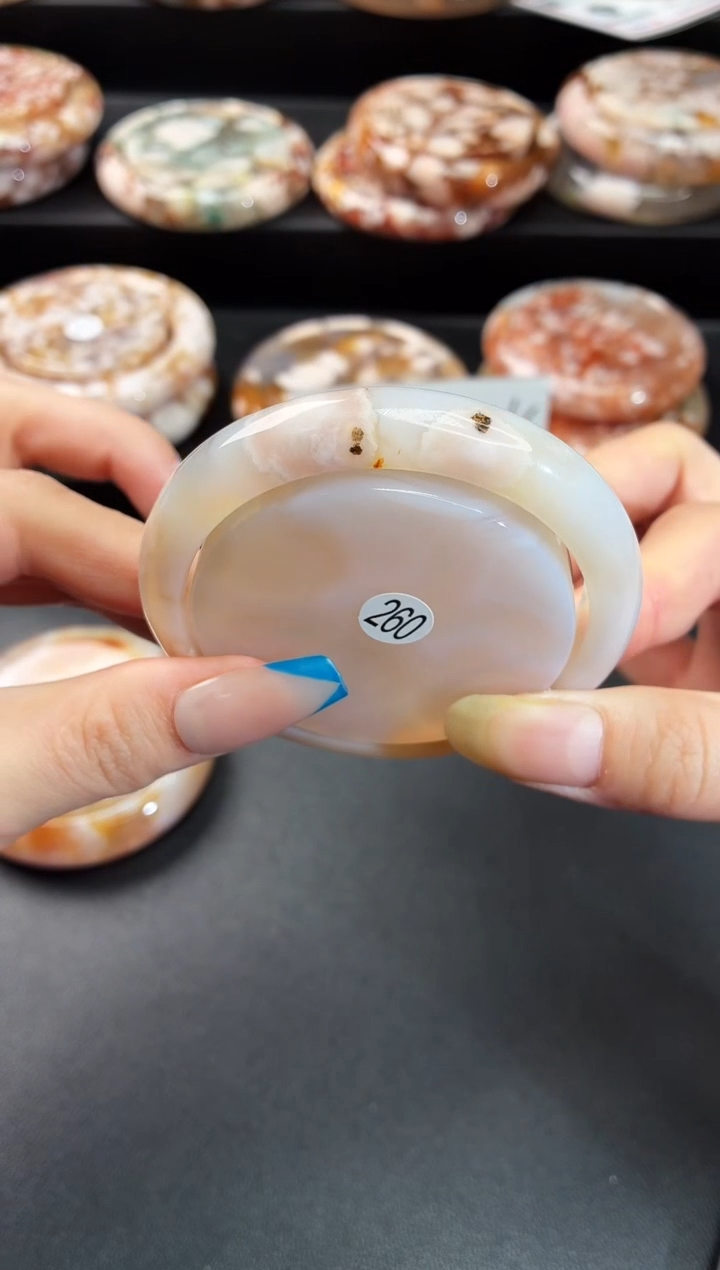 手镯玛瑙/玉髓未镶嵌石英质玉55圈54/55带(赠送镯心)