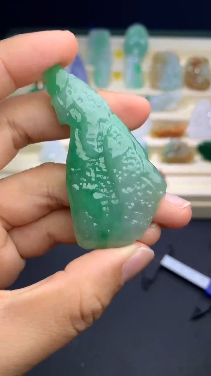 【闪购商品】定制翡翠未镶嵌