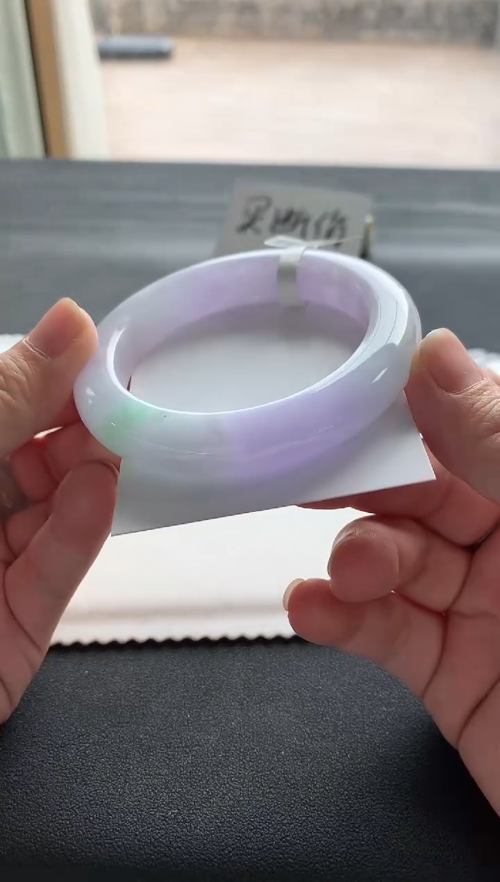 【闪购商品】翡翠手镯未镶嵌56.5圆条Y1317买断