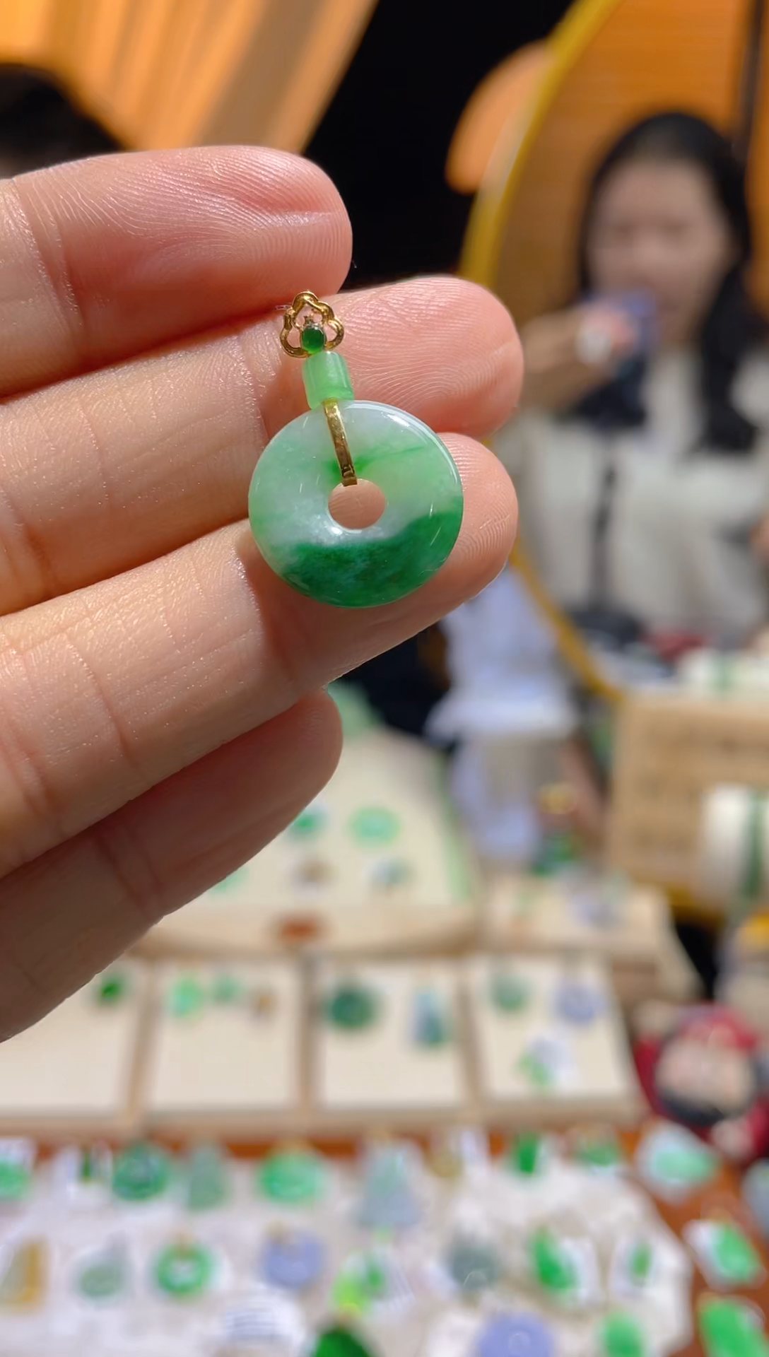 【闪购商品】翡翠颈饰18K金镶嵌假一赔三