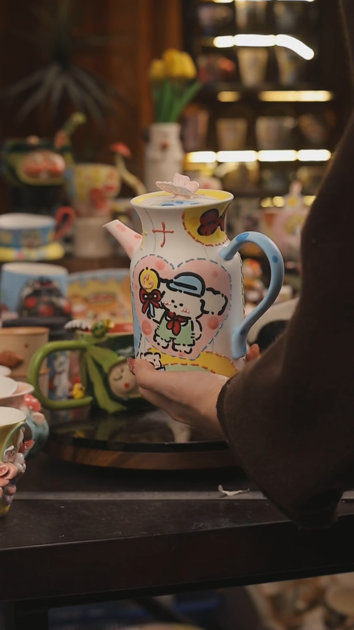 景德镇釉下彩绘设计师款式陶瓷