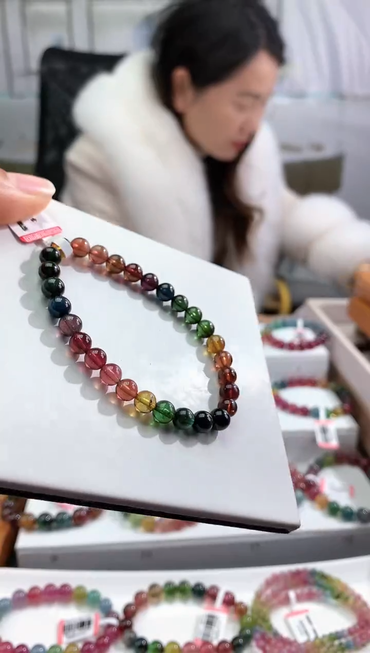 【闪购商品】碧玺手链未镶嵌多样性发一条