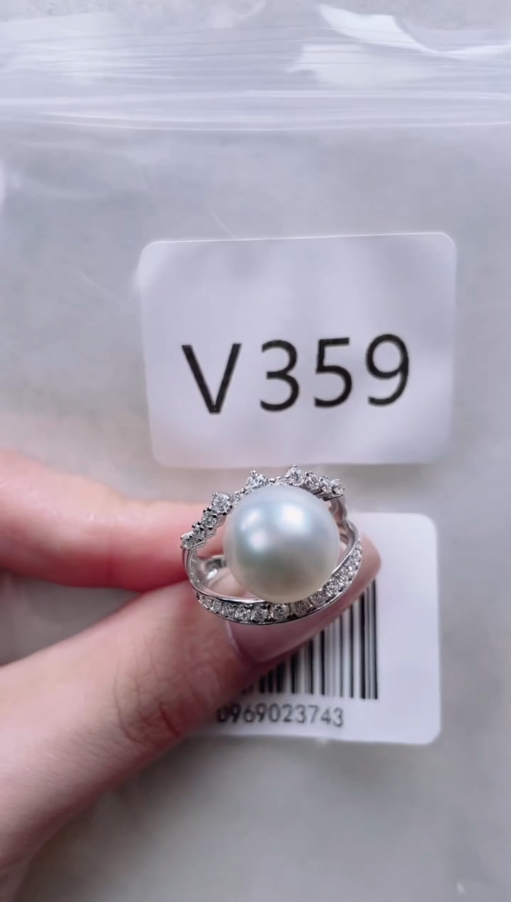 银S925镶嵌海水珍珠戒指V359
