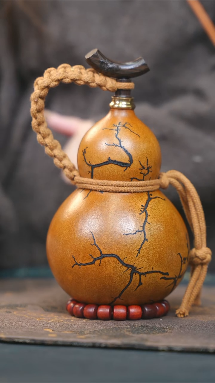 【闪购商品】WS149大漆酒葫芦不包手串及旋转底座