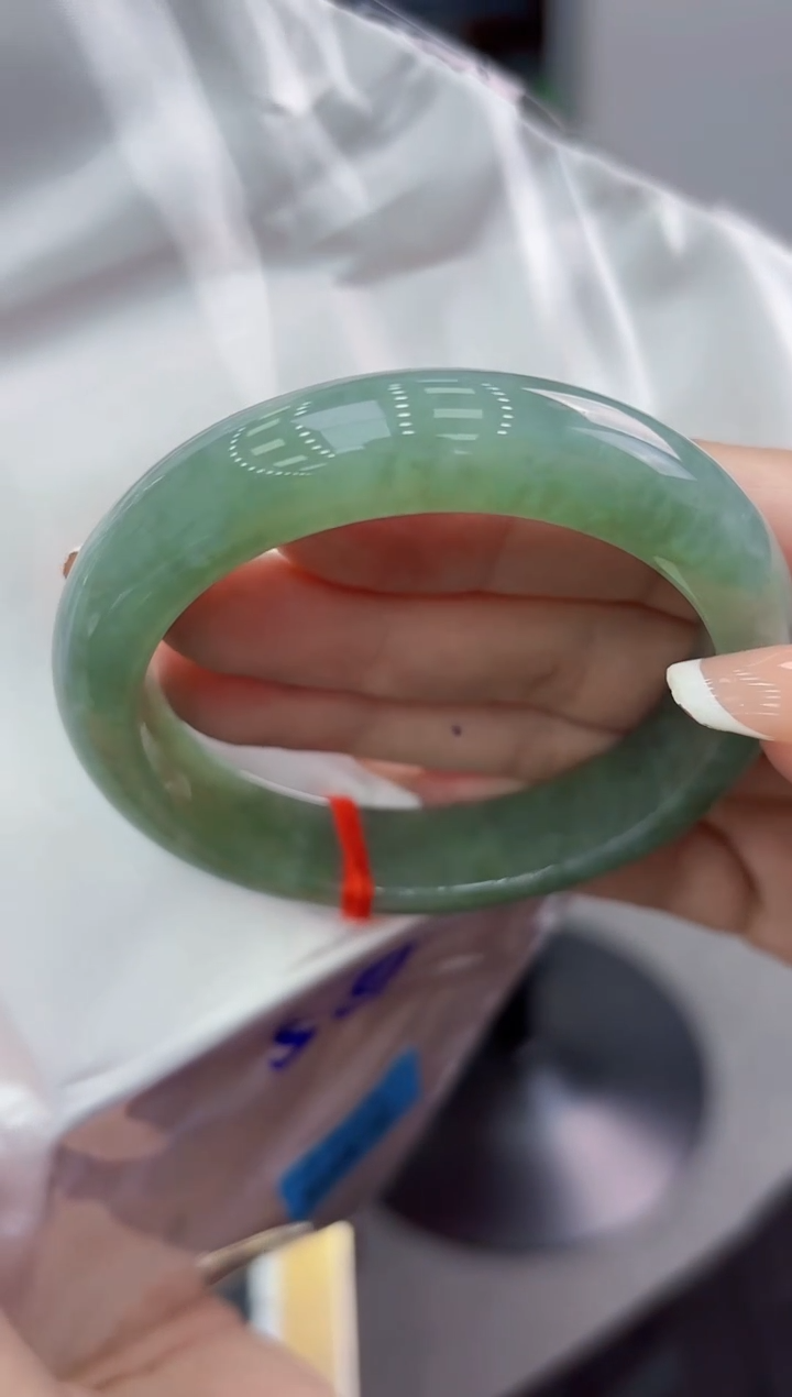 【闪购商品】翡翠手镯未镶嵌翡翠手镯