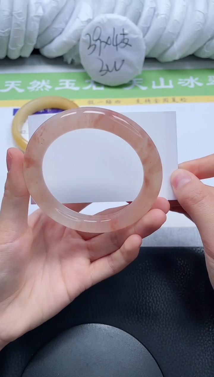 【闪购商品】石英质玉手镯未镶嵌A216-61+