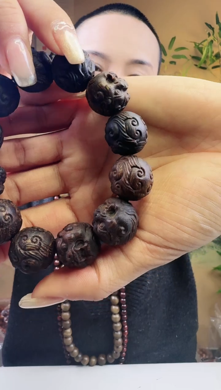 【闪购商品】木貔貅雕刻手串