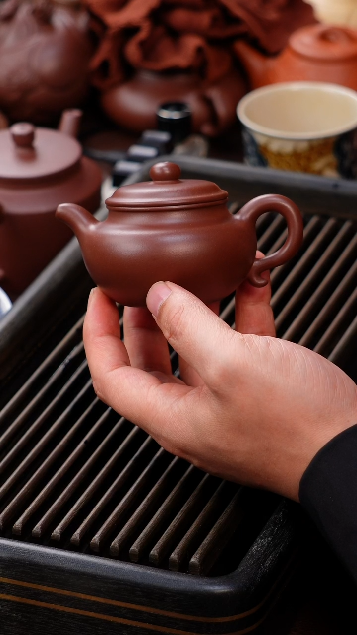 茶壶紫砂小仿古120CC紫泥