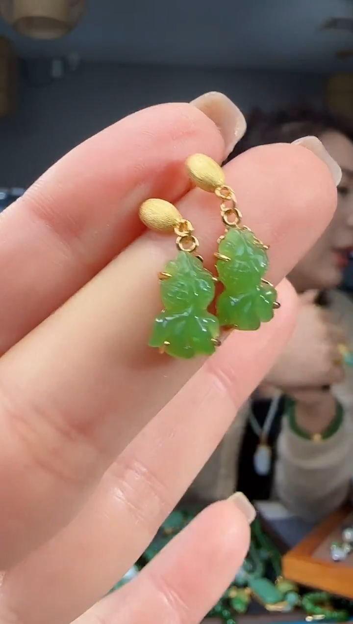 银S925镶嵌和田玉耳饰1