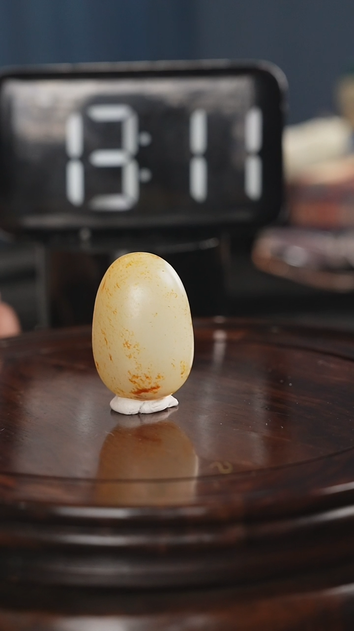 颈饰未镶嵌和田玉往**风和田玉原石