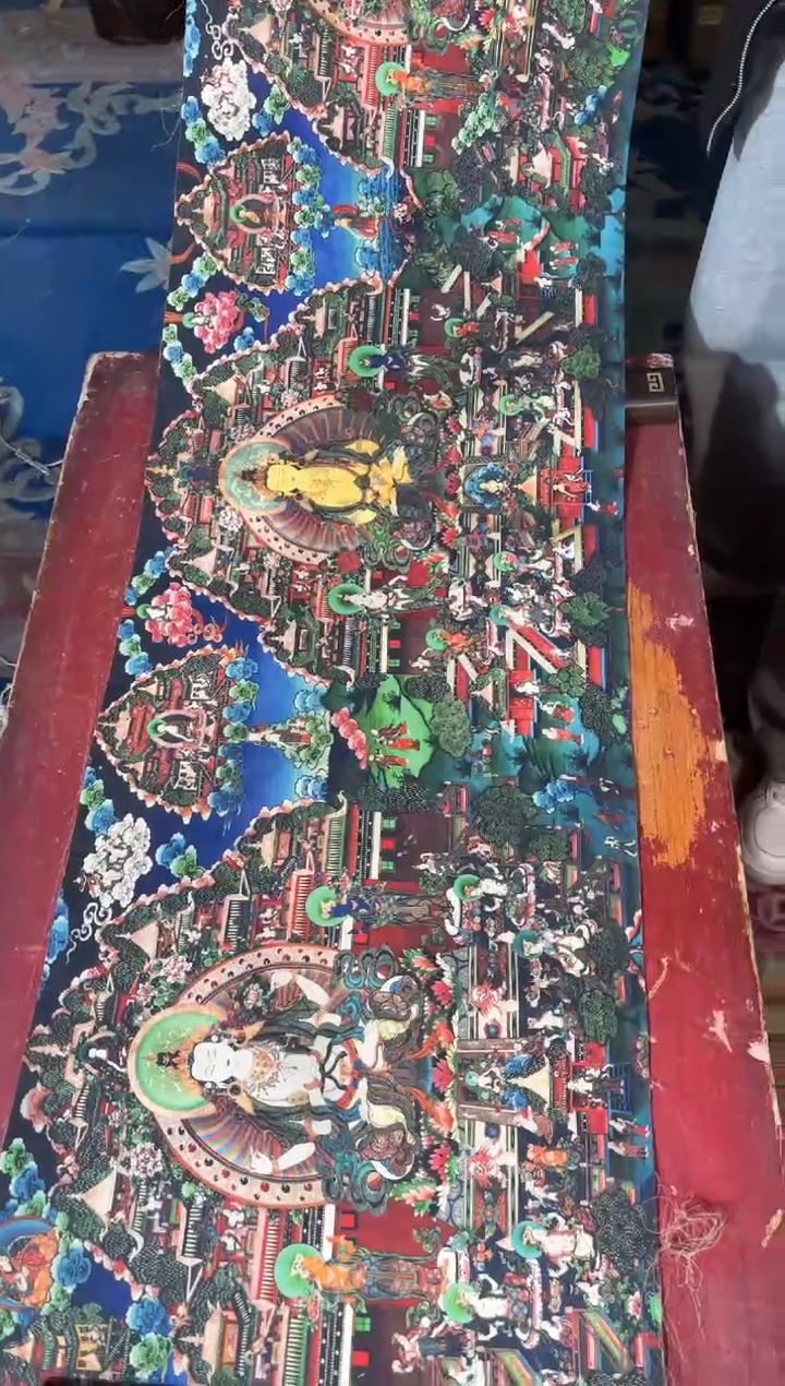 卷轴画龙妹的唐卡tk16