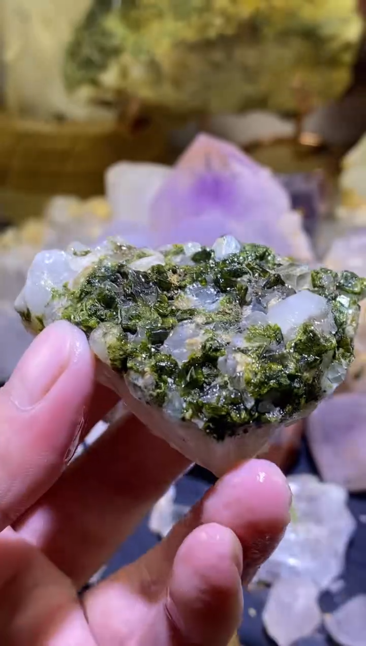 未镶嵌珠宝半成品水晶77号四川超七花园水晶