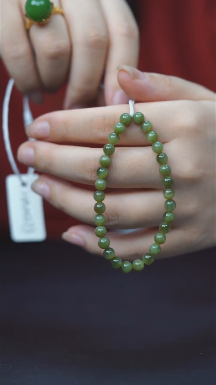 未镶嵌手串和田玉黑羊洞碧玉 HD40144