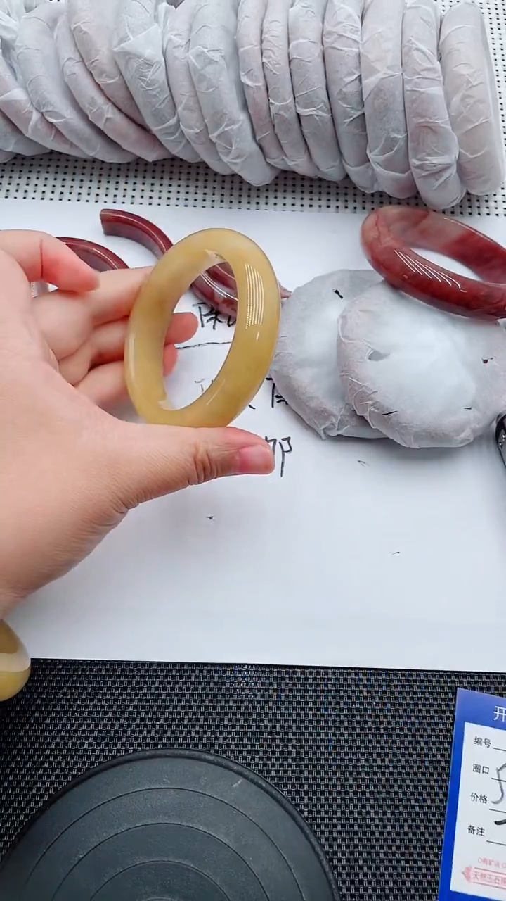 未镶嵌手镯石英质玉152-57-58