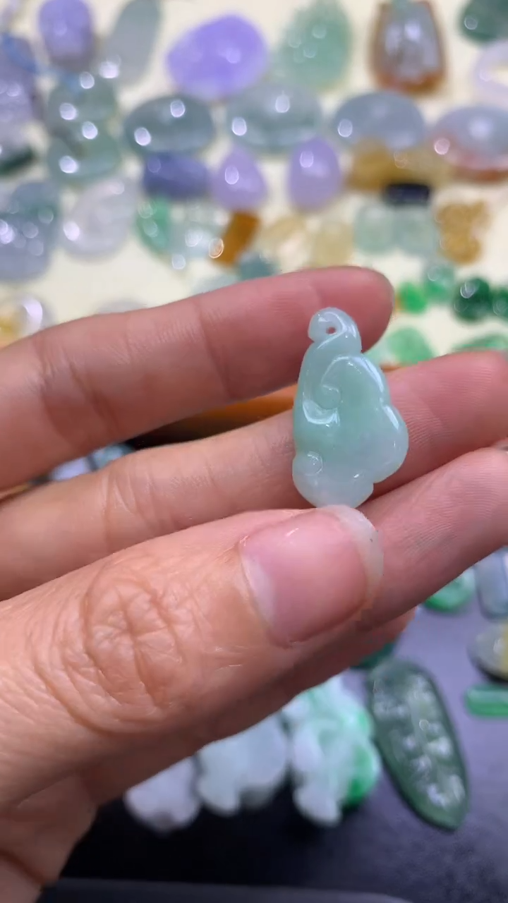 【闪购商品】定制翡翠未镶嵌翡翠