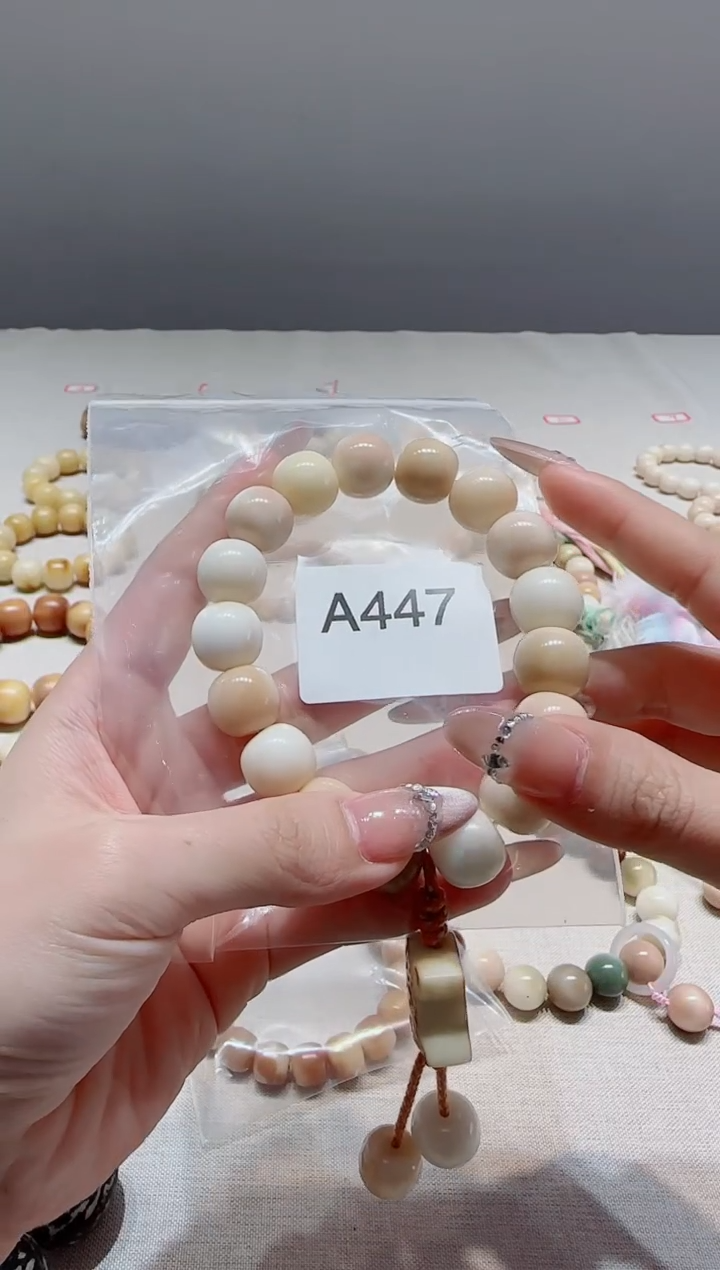 【闪购商品】菩提根/象牙果手串A447