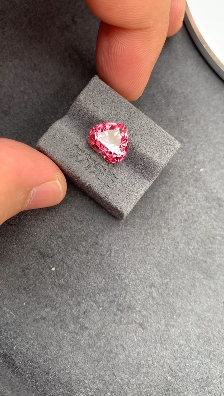 未镶嵌珠宝半成品碧玺4.7ct碧玺  AH  定制