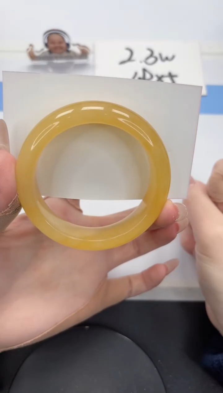 【闪购商品】石英质玉手镯未镶嵌A305-57.2