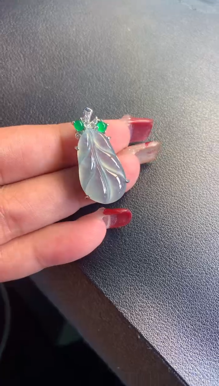 【闪购商品】翡翠颈饰未镶嵌缅甸天然A货翡翠