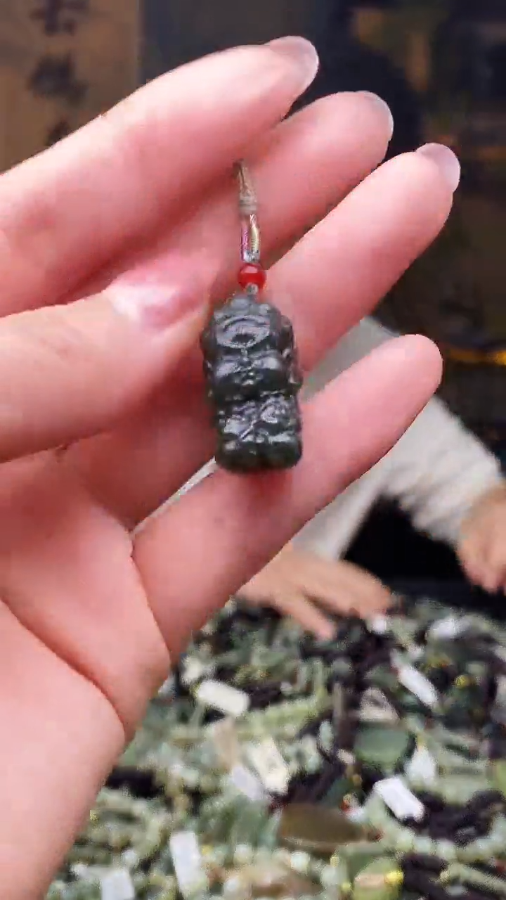 颈饰未镶嵌和田玉多样性发货，拍一发一