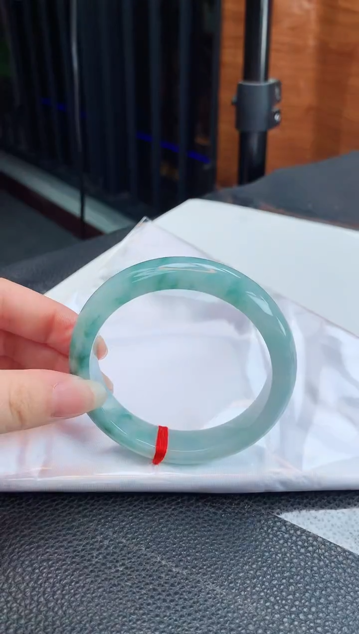 【闪购商品】翡翠手镯未镶嵌缅甸天然翡翠A货手镯