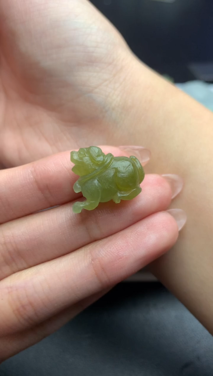 【闪购商品】定制翡翠未镶嵌毛货