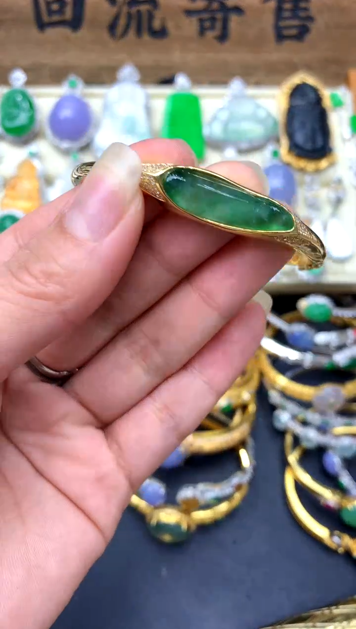 【闪购商品】翡翠手镯18K金镶嵌227-中国好珍宝
