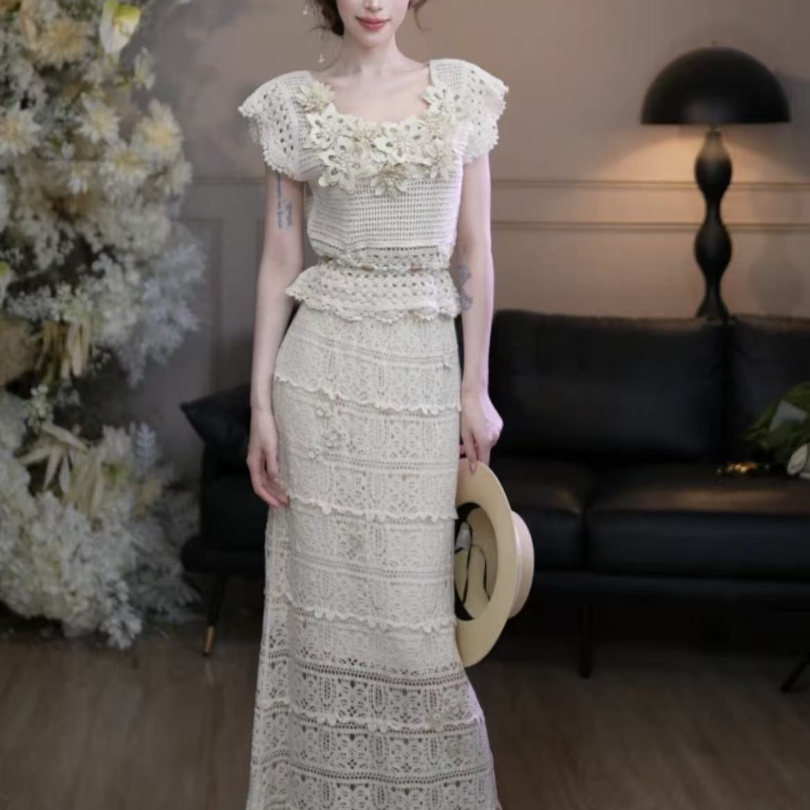 【我的阿勒泰】法式镂空立体花朵修针织上衣搭配半裙 套装