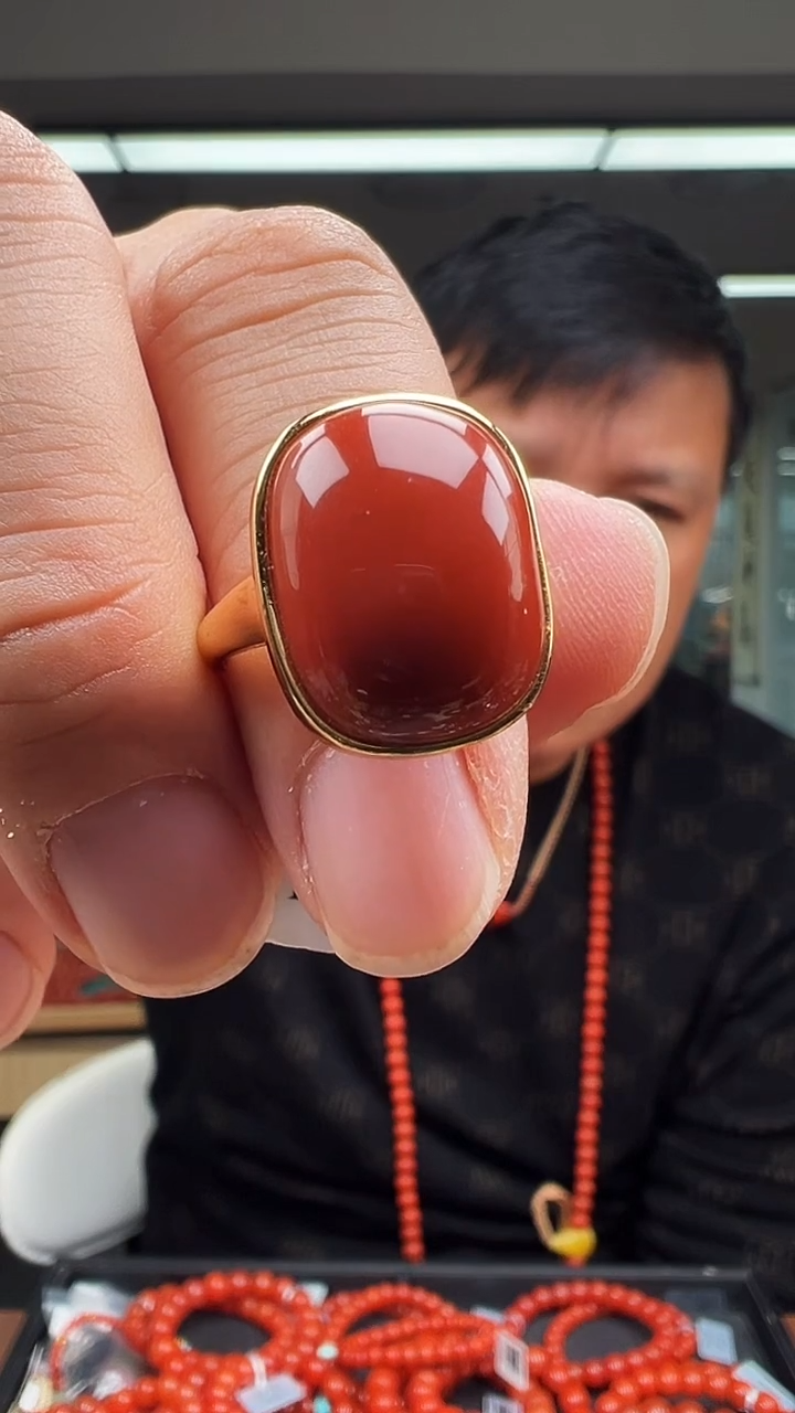 未镶嵌戒指南红玛瑙川料戒指