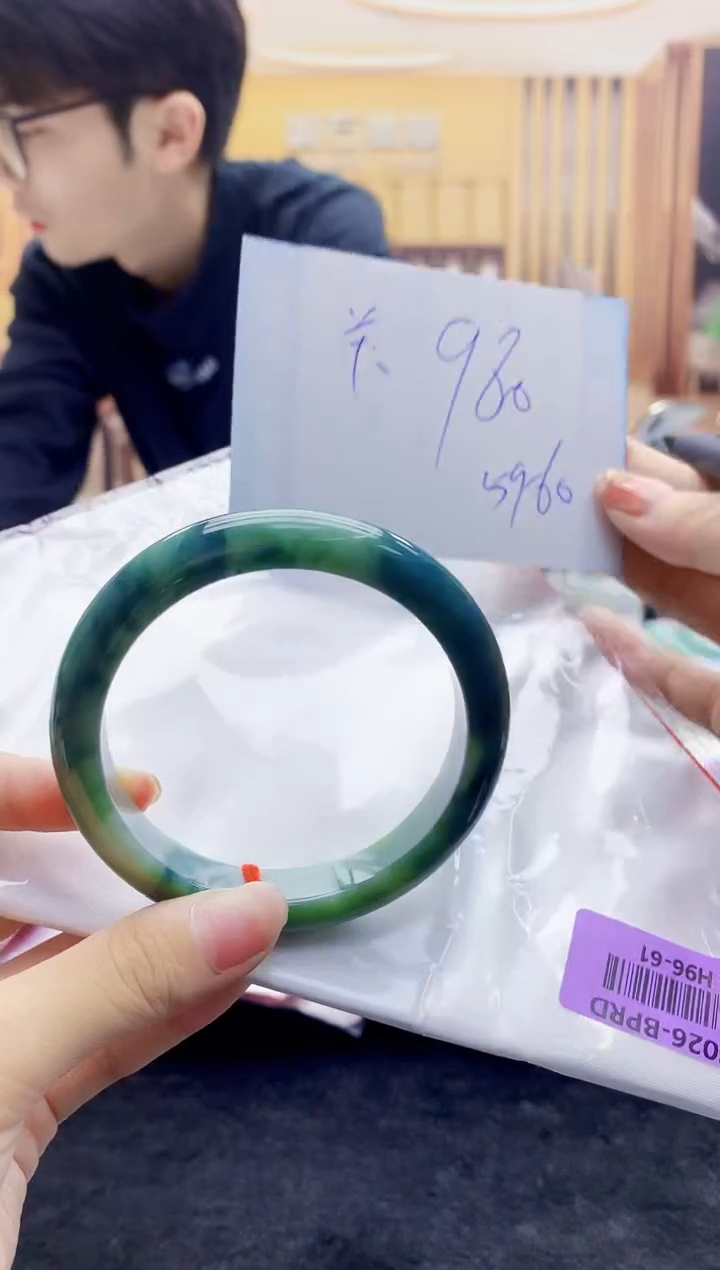 【闪购商品】翡翠手镯未镶嵌     H96-61