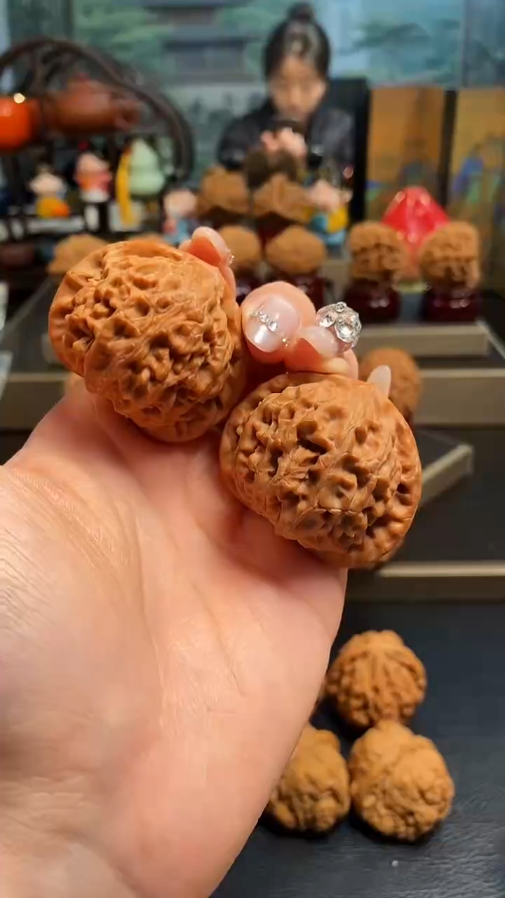 【闪购商品】文玩核桃吊坠H635宫灯43