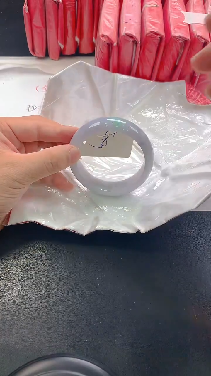 未镶嵌手镯翡翠184