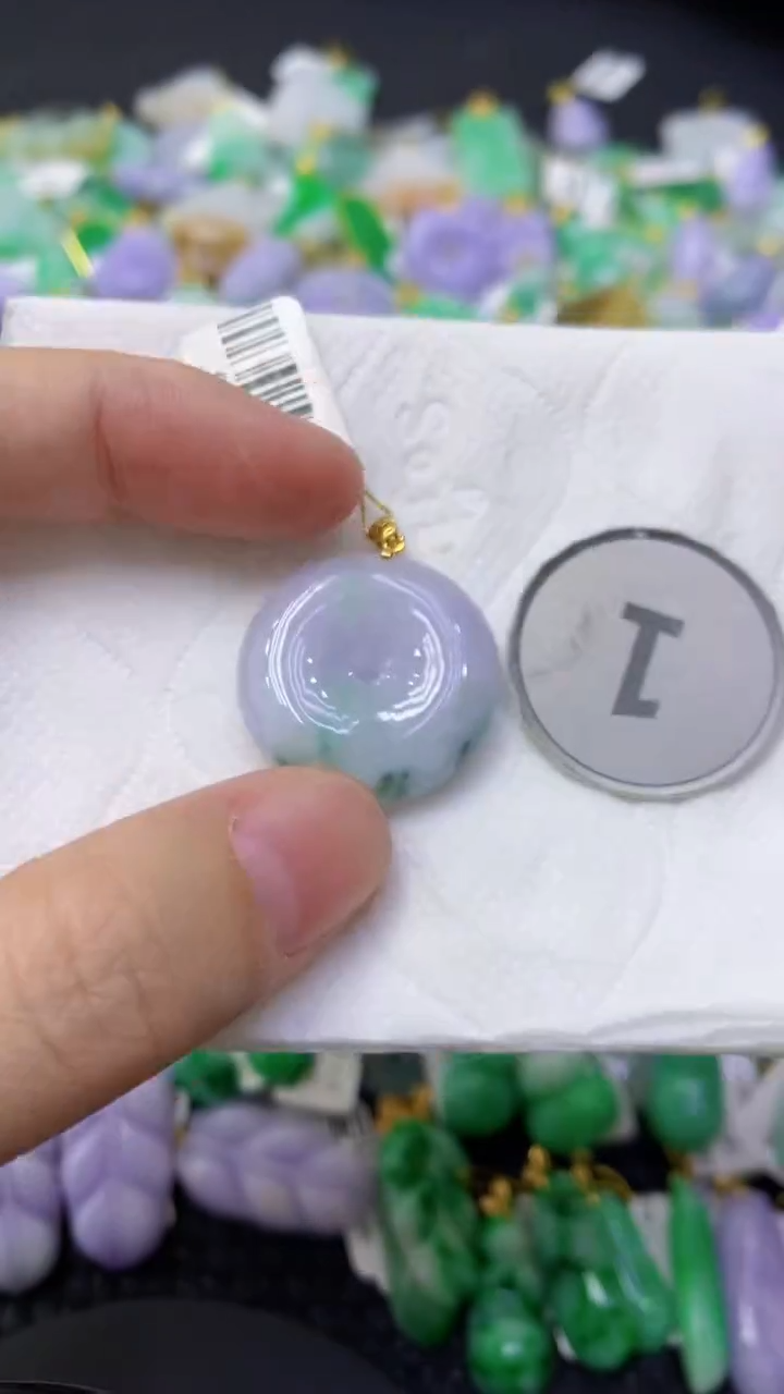 颈饰未镶嵌翡翠天然缅甸翡翠A货