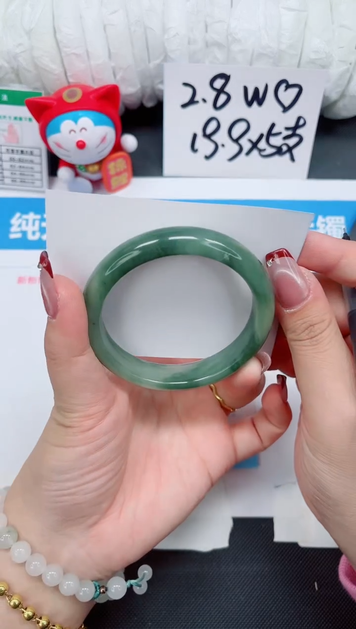 【闪购商品】石英质玉手镯未镶嵌217