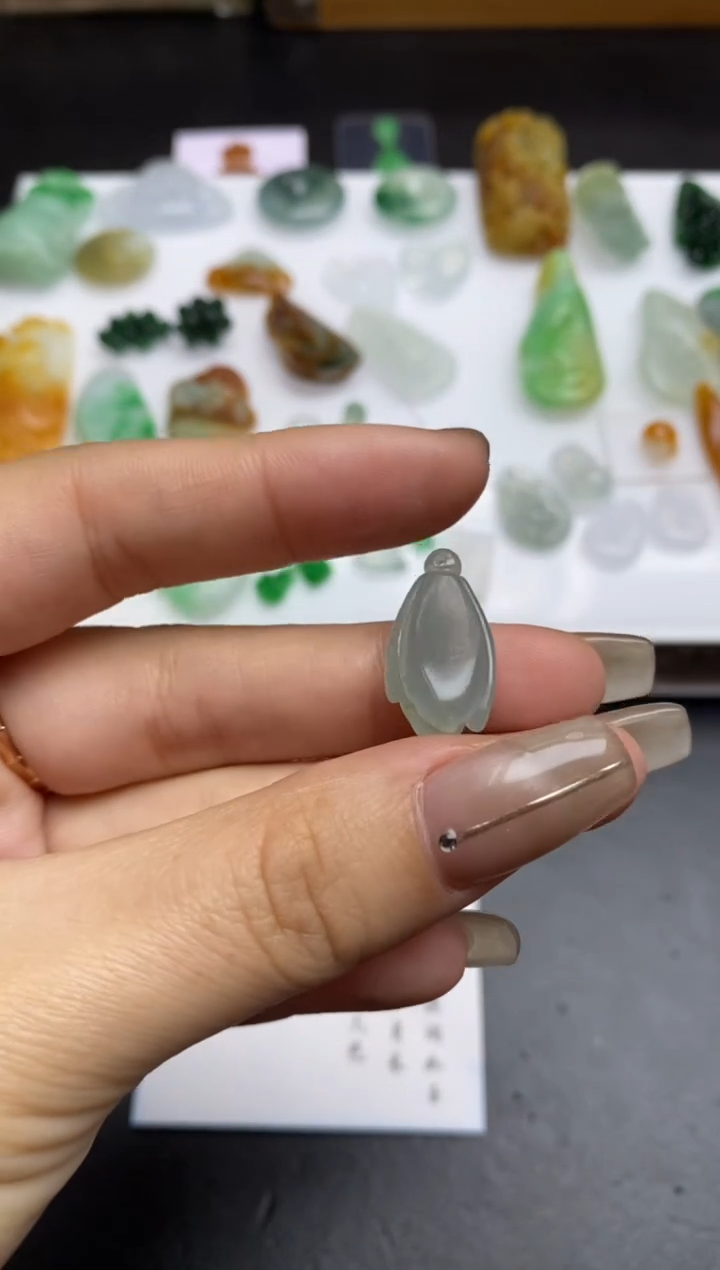 【闪购商品】定制翡翠未镶嵌翡翠毛货~