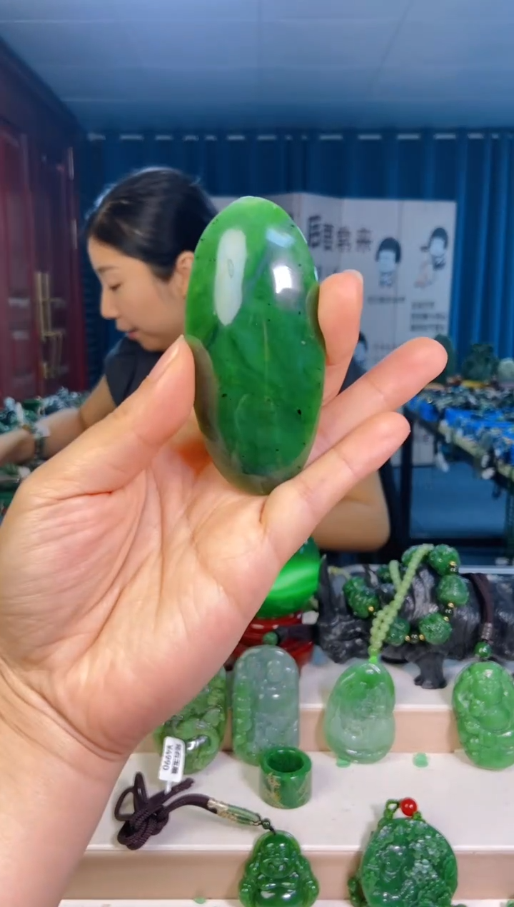 和田玉未镶嵌挂件1