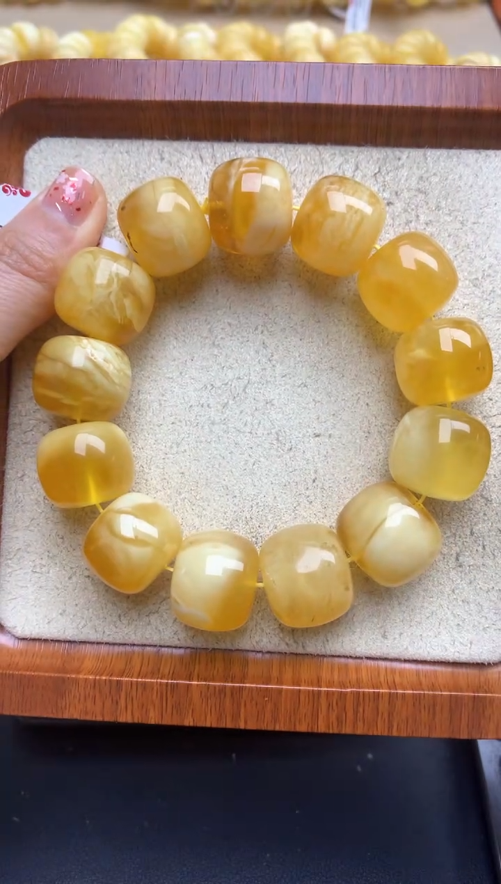 【闪购商品】蜜蜡珠宝奇石未镶嵌42